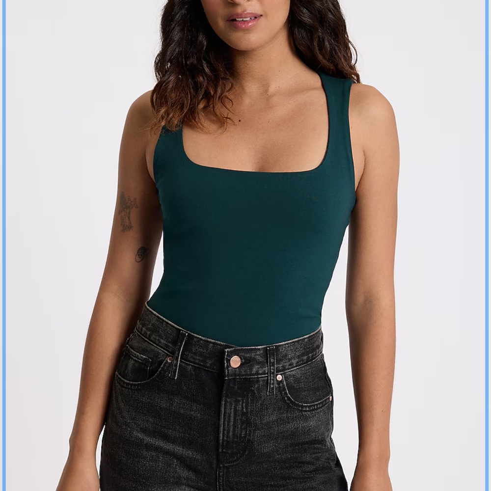 Express Body Contour Tank